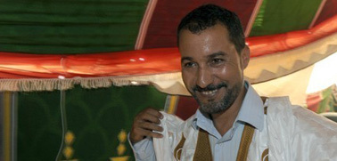 إطلاق سراح المعتقل مصطفى سلمة ولد سيدي مولود وتسليمه للسلطات الموريتانية. 2520263-3549955