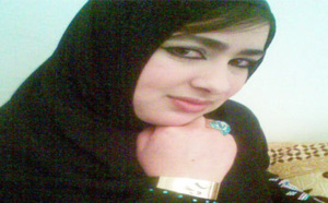 الرسامة التشكيلية ابنة مدينة الناظور”مونية مزياني” تفتح قلبها لناظورسيتي وتحكي عن بدايتها في الرسم