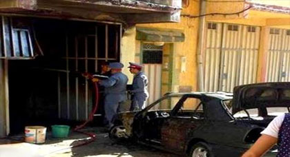 الدريوش.. اندلاع حريق بمرآب لإصلاح السيارات بجماعة قاسيطا وألسنة النيران تأتي على هيكل سيارة وواجهة المبنى الدريوش.. اندلاع حريق بمرآب لإصلاح السيارات بجماعة قاسيطا وألسنة النيران تأتي على هيكل سيارة وواجهة المبنى
