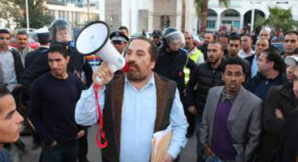 حركة متطوعون من أجل الناظور: الإقليم يعيش فسادا إنتخابيا و سياسيا لذا سنجمد أنشطتنا الى ما بعد الانتخابات حركة متطوعون من أجل الناظور: الإقليم يعيش فسادا إنتخابيا و سياسيا لذا سنجمد أنشطتنا الى ما بعد الانتخابات
