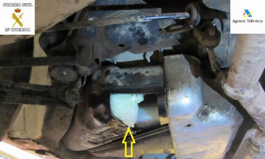 مليلية.. العثور على كمية مهمة من الحشيش داخل سيارة مغربي مقيم ببلجيكا مليلية.. العثور على كمية مهمة من الحشيش داخل سيارة مغربي مقيم ببلجيكا