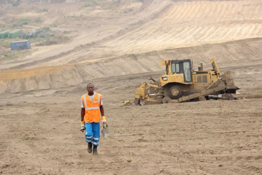 أفيردا تبني أوّل مطمر للنفايات الصلبة في الكونغو أفيردا تبني أوّل مطمر للنفايات الصلبة في الكونغو