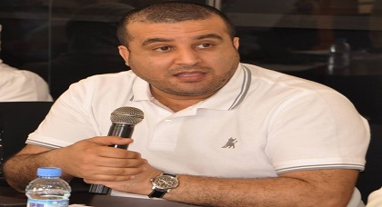 الحقوقي الخياري يجيب على سؤال حول مصدر إشعار الجانب الإسباني بحوادث المهاجرين السريين في عرض البحر