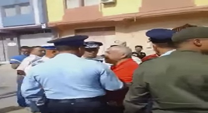 بالصور: شرطة العروي تُحبط محاولة أحد الفلاحين حرق جسده بالبنزين على الطريقة البوعزيزية بالصور: شرطة العروي تُحبط محاولة أحد الفلاحين حرق جسده بالبنزين على الطريقة البوعزيزية
