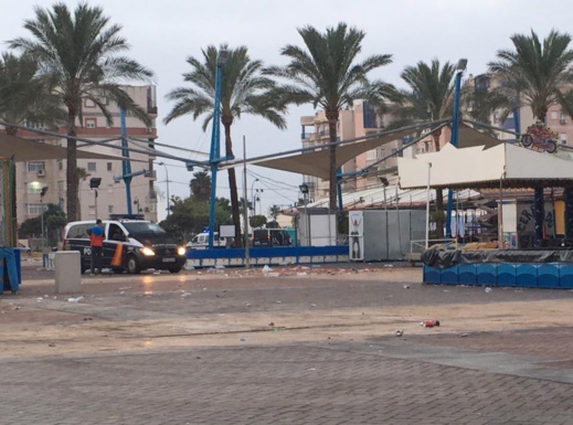 هواجس أمنية تجعل السلطات تستعين بطائرة و أجهزة متطورة لتأمين نقل أليات مدينة الملاهي "فيريا" الى إسبانيا هواجس أمنية تجعل السلطات تستعين بطائرة و أجهزة متطورة لتأمين نقل أليات مدينة الملاهي "فيريا" الى إسبانيا