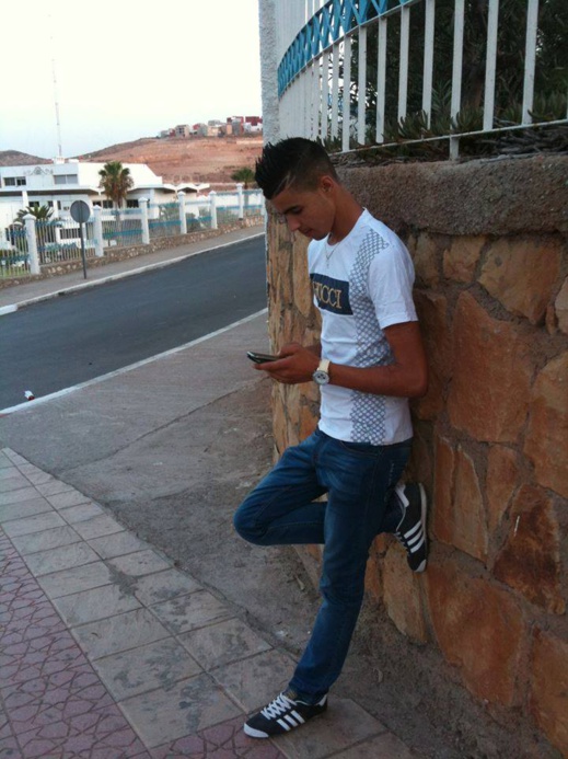 إختفاء شاب من تمسمان بعد هجرته عبر "جيت سكي" منذ 17 يوما و رواية مرافقه العائد من إسبانيا لم تقنع عائلته إختفاء شاب من تمسمان بعد هجرته عبر "جيت سكي" منذ 17 يوما و رواية مرافقه العائد من إسبانيا لم تقنع عائلته