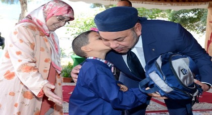 استفادة أزيد من 60 ألف تلميذ وتلميذة من المبادرة الملكية "مليون محفظة" بإقليم الناظور