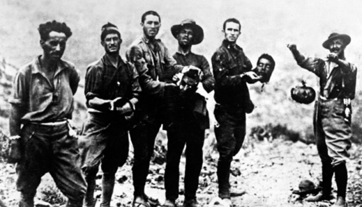 الموروس أي الريفيون.. خط الهجوم الشرس للجنرال "فرانكو" + صور الموروس أي الريفيون.. خط الهجوم الشرس للجنرال "فرانكو" + صور