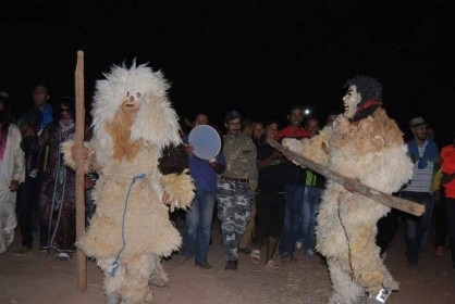 كرنفال "سونا".. طقس توارثه أبناء "شبذان" يأبى النسيان