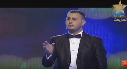 الكوميدي الساخر علاء بن حدو يبدع في "سكيتش" جديد على القناة الأمازيغية الكوميدي الساخر علاء بن حدو يبدع في "سكيتش" جديد على القناة الأمازيغية