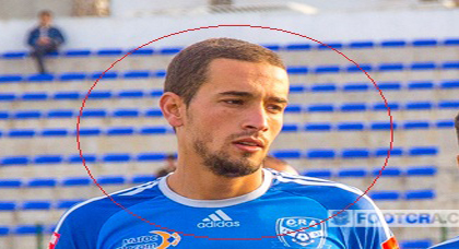 نزاع بين أرملة اللاعب الراحل نبيل أمغار المهاجم السابق لفريق شباب الحسيمة و إدارة الفريق نزاع بين أرملة اللاعب الراحل نبيل أمغار المهاجم السابق لفريق شباب الحسيمة و إدارة الفريق