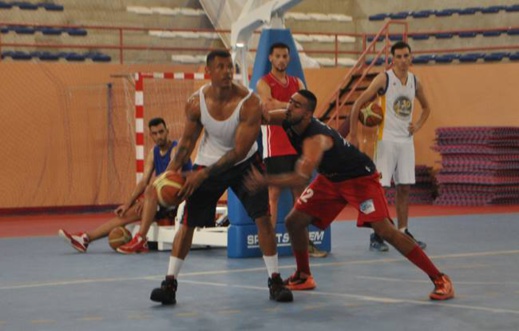 فريق إثري الريف الناظوري لكرة السلة يُخضع لاعبين مغاربة وآخرين من أمريكا للتجريب للتعاقد معهم فريق إثري الريف الناظوري لكرة السلة يُخضع لاعبين مغاربة وآخرين من أمريكا للتجريب للتعاقد معهم