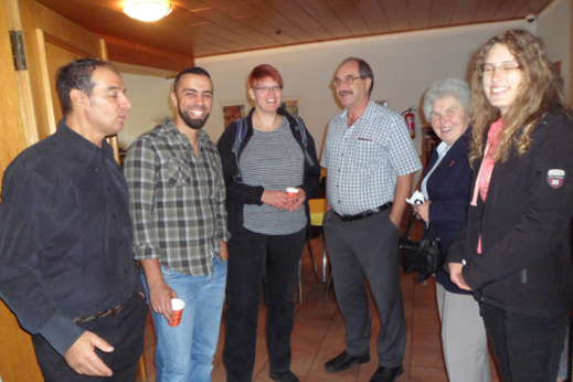 مسجد الموحدين بمدينة "اسن" الألمانية يفتح أبوابه لغير المسلمين لتعريفهم بالإسلام مسجد الموحدين بمدينة "اسن" الألمانية يفتح أبوابه لغير المسلمين لتعريفهم بالإسلام