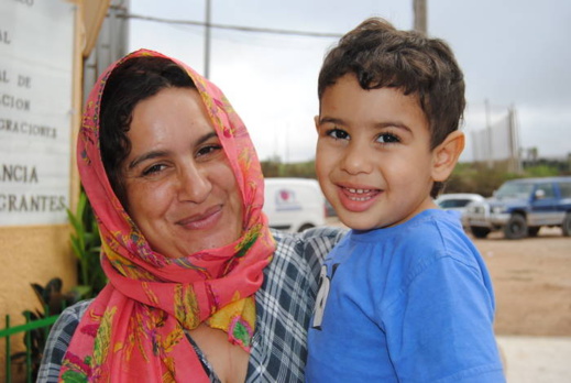 دخول جزائرية الى مليلية بجواز سفر مغربي مزور تسبب في فصل طفلها عنها لمدة 24 يوما دخول جزائرية الى مليلية بجواز سفر مغربي مزور تسبب في فصل طفلها عنها لمدة 24 يوما