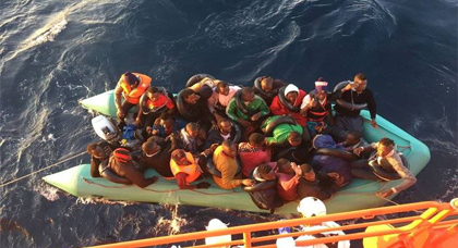  انقاذ 29 مهاجرا سريا على متن قارب مطاطي أبحروا من سواحل اقليم  الناظور‎
