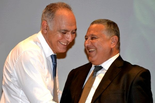 المصطفى المنصوري.. عودة أقوى بعد نكسة الجماعة وتوقعات برئاسة الحزب والإستوزار لرجل دولة مقتدر المصطفى المنصوري.. عودة أقوى بعد نكسة الجماعة وتوقعات برئاسة الحزب والإستوزار لرجل دولة مقتدر