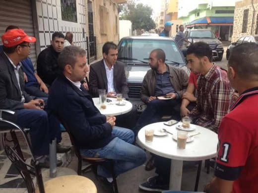 الناشط الأمازيغي  "عاشور العمراوي" يعانق الحرية بعد أربعة أشهر وراء القضبان بالسجن المدني بالناظور