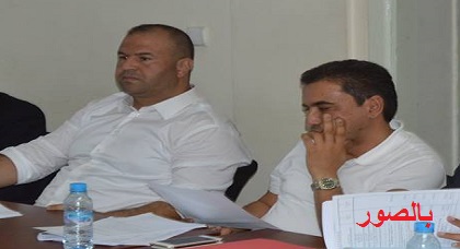 جلوس الرحموني وحوليش إلى جنب لأول مرة.. هل يحمل أية دلالات عن تعاون مثمر يصّب في مصلحة الناظور؟ جلوس الرحموني وحوليش إلى جنب لأول مرة.. هل يحمل أية دلالات عن تعاون مثمر يصّب في مصلحة الناظور؟