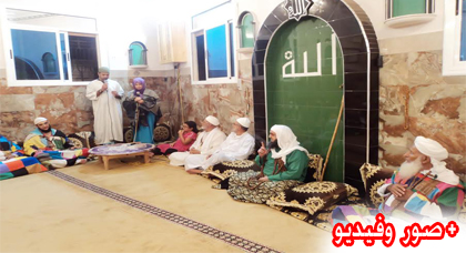 بالفيديو.. سيدة من أصل فرنسي  تشهر إسلامها بالزاوية الكركارية 