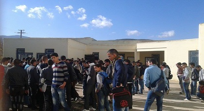 ثلاث مؤسسات تعليمية وسط العروي بدون مدرسين وأساتذة.. فهل مديرية التعليم بالناظور على بال؟