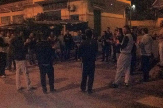 نشطاء لناظورسيتي: تم منعنا في إمزورن وآيت بوعياش وبويكيدان من الالتحاق بالمتضاهرين وسط الحسيمة نشطاء لناظورسيتي: تم منعنا في إمزورن وآيت بوعياش وبويكيدان من الالتحاق بالمتضاهرين وسط الحسيمة