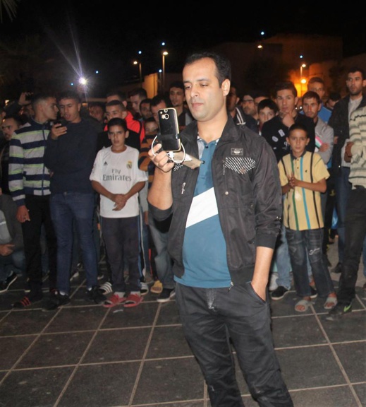 نشطاء المواقع الاجتماعية بالحسيمة.. أعين لا تنام ساهمت في تدويل قضية محسن فكري نشطاء المواقع الاجتماعية بالحسيمة.. أعين لا تنام ساهمت في تدويل قضية محسن فكري