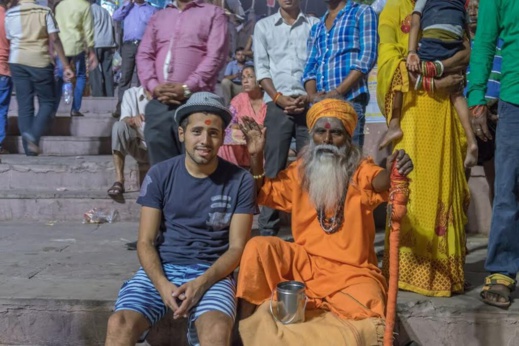 رضوان البراقي هولندي من أصل ناظوري يجوب مدن العالم في رحلة مشوقة رضوان البراقي هولندي من أصل ناظوري يجوب مدن العالم في رحلة مشوقة