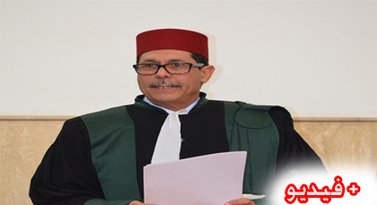 بالريفية.. الوكيل العام للملك بمدينة الحسيمة يشرح الحادث المأساوي لوفاة محسن فكري بالريفية.. الوكيل العام للملك بمدينة الحسيمة يشرح الحادث المأساوي لوفاة محسن فكري