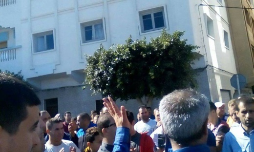 سائقو سيارات الأجرة يستنكرون إغراق الحسيمة بالمأذونيات وانتشار النقل السري وهذه مطالبهم سائقو سيارات الأجرة يستنكرون إغراق الحسيمة بالمأذونيات وانتشار النقل السري وهذه مطالبهم