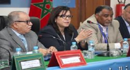 الهيئات المهنية تبرئ الكاتبة العامة لوزارة الصيد من الاختلالات بميناء الحسيمة الهيئات المهنية تبرئ الكاتبة العامة لوزارة الصيد من الاختلالات بميناء الحسيمة