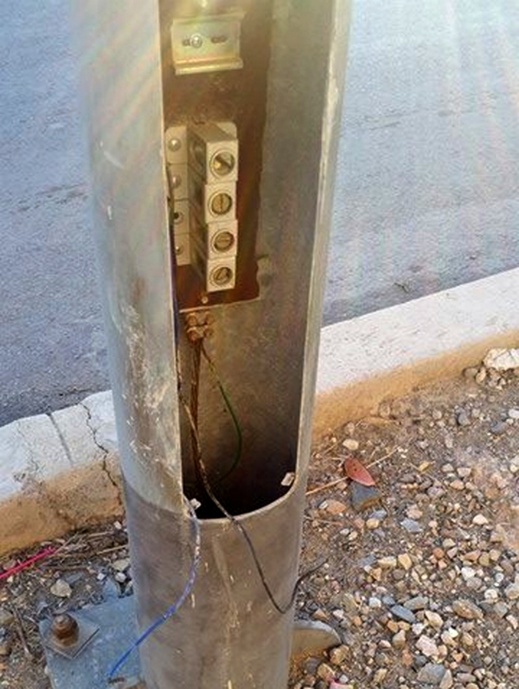 الدريوش.. السطو على أسلاك الإنارة العمومية بجماعة تفرسيت وغياب عناصر الأمن قد يُؤدي إلى استفحال الظاهرة