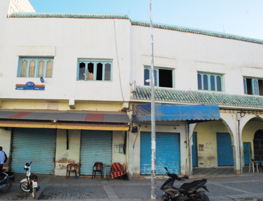 لا تفوتوا الفرصة.. منزل وسط مدينة الدريوش مطل على الشارع الرئيسي للبيع بثمن مناسب لا تفوتوا الفرصة.. منزل وسط مدينة الدريوش مطل على الشارع الرئيسي للبيع بثمن مناسب