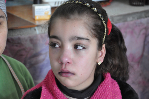 نداء إنساني عاجل لإنقاذ الطفلة "هند" في حاجة إلى عملية جراحية مستعجلة على مستوى القلب نداء إنساني عاجل لإنقاذ الطفلة "هند" في حاجة إلى عملية جراحية مستعجلة على مستوى القلب