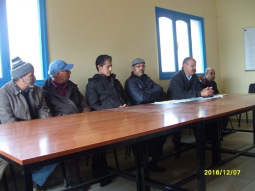 فلاحو بني سيدال لوطا يؤسسون تعاونية فلاحية ويعقدون جمعا عاما لإفراز مكتبها فلاحو بني سيدال لوطا يؤسسون تعاونية فلاحية ويعقدون جمعا عاما لإفراز مكتبها