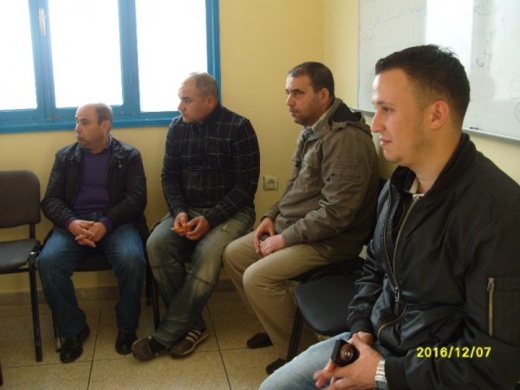 فلاحو بني سيدال لوطا يؤسسون تعاونية فلاحية ويعقدون جمعا عاما لإفراز مكتبها فلاحو بني سيدال لوطا يؤسسون تعاونية فلاحية ويعقدون جمعا عاما لإفراز مكتبها