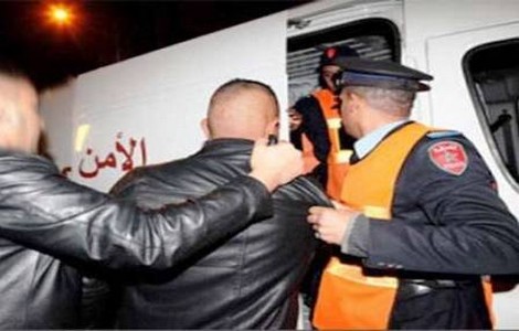 إيقاف شخص بمدينة زايو مبحوث عنه من طرف الانتربول إيقاف شخص بمدينة زايو مبحوث عنه من طرف الانتربول