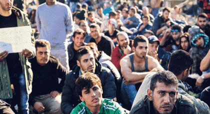 اليونان تُعيد 8 مغاربة إلى تركيا ضمن جحافل من طالبي اللجوء