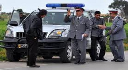 سرقة زي دركي كان قادما إلى الناظور تستنفر الأجهزة الأمنية بأكادير سرقة زي دركي كان قادما إلى الناظور تستنفر الأجهزة الأمنية بأكادير