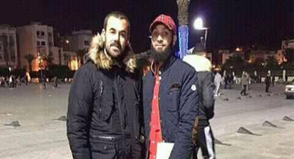 السلطات الامنية تعتقل احد نشطاء الحراك الشعبي بمدينة الحسيمة السلطات الامنية تعتقل احد نشطاء الحراك الشعبي بمدينة الحسيمة