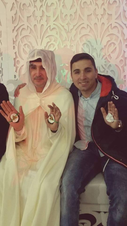 تهنئة إلى عائلة زازري بمناسبة زواج ابنهم عزيز زازري تهنئة إلى عائلة زازري بمناسبة زواج ابنهم عزيز زازري