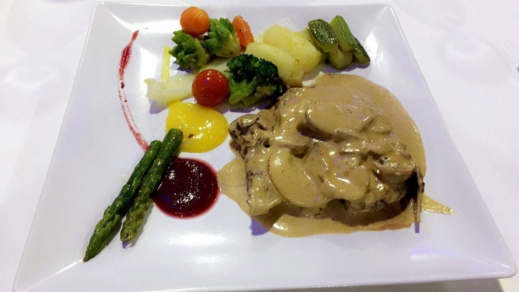 مطعم "لوريانت دور" الفاخر بالناظور يوفر أكلة "البايا" كل يوم ووجبة "الكسكس" كل جمعة مطعم "لوريانت دور" الفاخر بالناظور يوفر أكلة "البايا" كل يوم ووجبة "الكسكس" كل جمعة