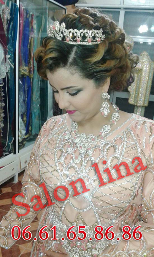 صالون "لينا" يقدم لزبنائه أجود ملابس العرائس وأخر ما جد في عالم التزيين