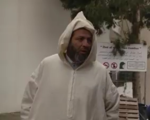 فضيحة مدوية تهّز الأمن الإسباني بعد إقتحام منزل "خاي ميمون" عن طريق الخطأ بمليلية المحتلة فضيحة مدوية تهّز الأمن الإسباني بعد إقتحام منزل "خاي ميمون" عن طريق الخطأ بمليلية المحتلة