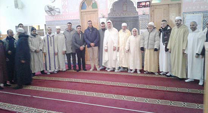 افتتاح خطبة الجمعة لأول مرة بمسجد احد تحت نفوذ بلدة الناظور افتتاح خطبة الجمعة لأول مرة بمسجد احد تحت نفوذ بلدة الناظور