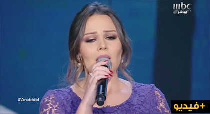 فيديو.. كوثر براني تواصل التألق وتجبر الفنانة أحلام على الوقوف لها فيديو.. كوثر براني تواصل التألق وتجبر الفنانة أحلام على الوقوف لها