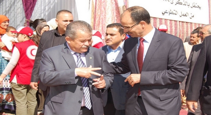 مسعفون بالهلال الأحمر بالناظور يتساءلون عن مصير شهادتهم وتأدية الإنخراطات تحولت نقدا بعدما كانت عن طريق البنك