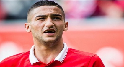 نجم هولندا يحارب اللاعب الدولي الريفي حكيم زياش رغم تألقه