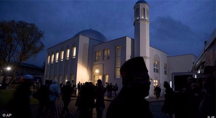 ألمانيا: تفتيش منازل 4 أئمة على خلفية اتهامات بالتجسس ألمانيا: تفتيش منازل 4 أئمة على خلفية اتهامات بالتجسس