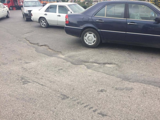 حفر تعيق سلاسة حركة المرور بشوارع مدينة الناظور والجهات المعنية ترى ولا تتحرك 