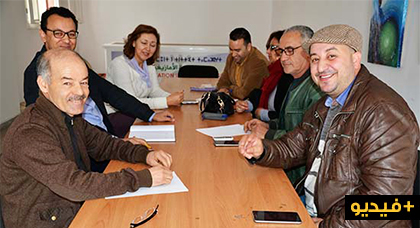 أعضاء من الكونغرس الأمازيغي يعقدون لقاء تواصليا مع الجمعيات المهتمة بشؤون الأمازيغية بالناظور 